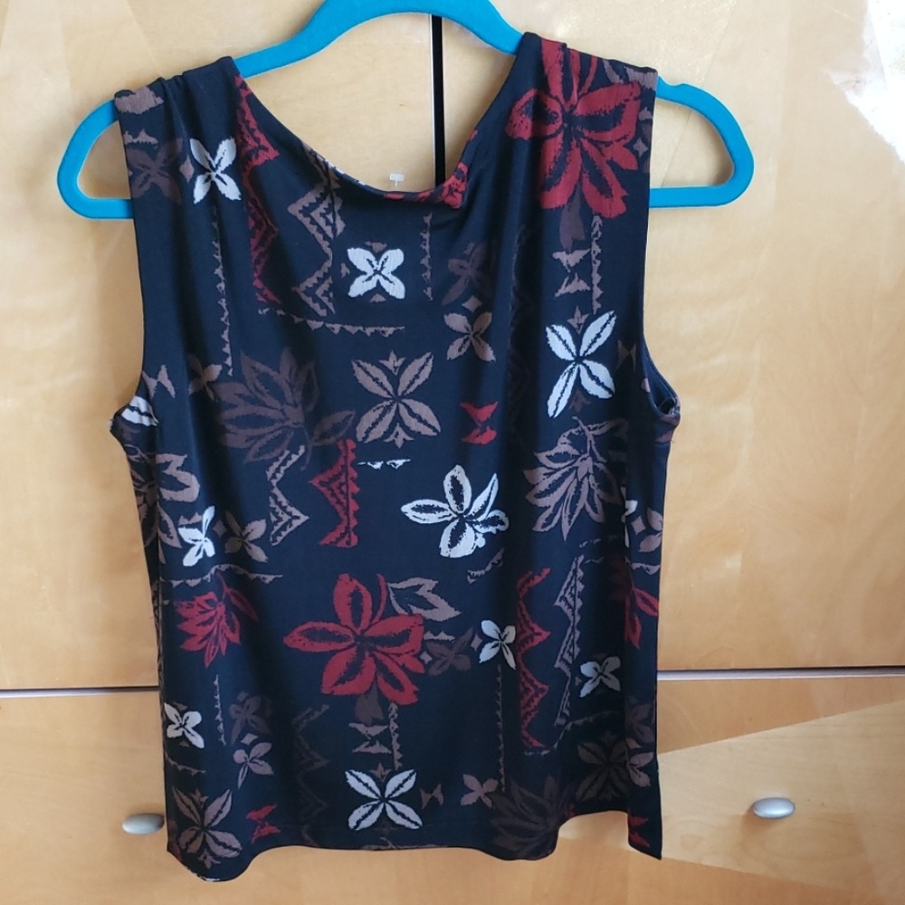 Chicos Top - Picture 3 of 3